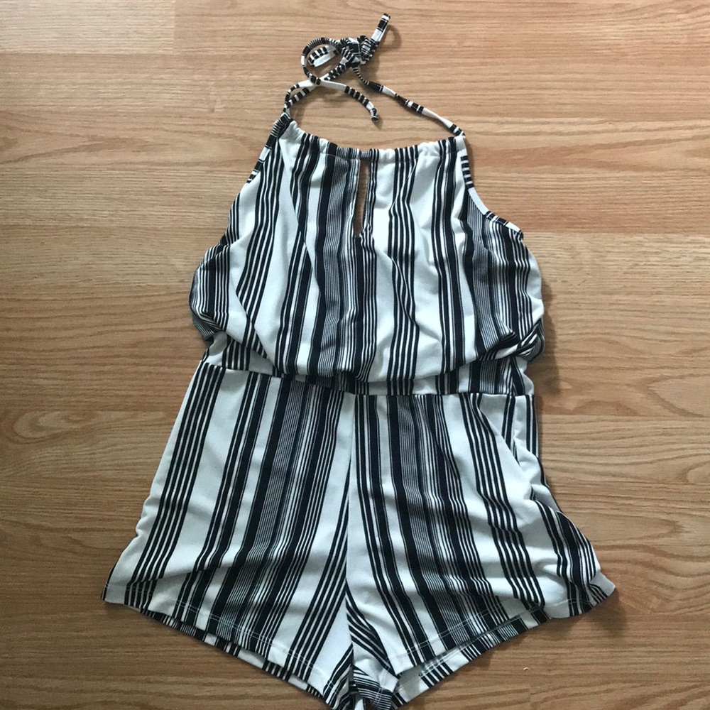 Brandy Melville Eden Romper